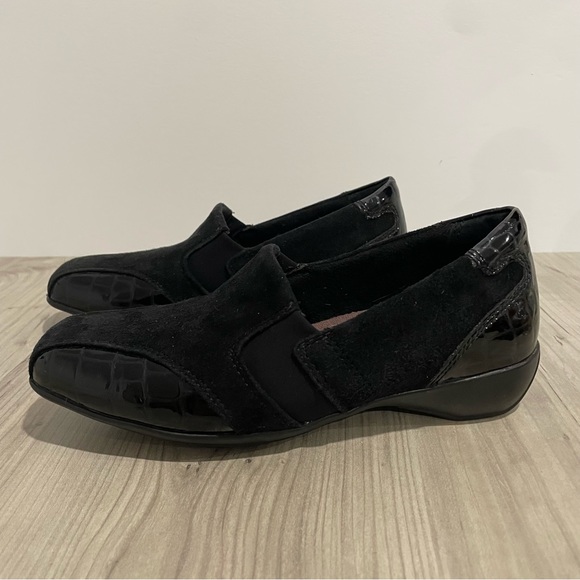 Women’s Clarks Noreen Will Black Suede Leather Slip On Loafer Shoe Size 5 - Picture 2 of 6